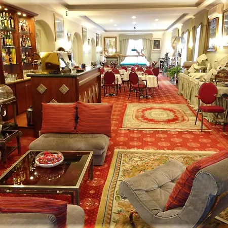Parco Dei Principi מלון 3*